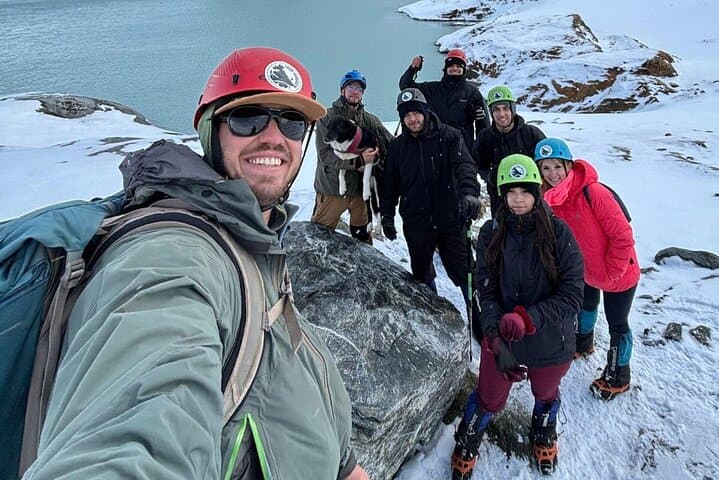 Albino's Eye Glacier Full-Day Trek from Ushuaia: Trek, Ice Walls & Emerald Lagoon photo 2