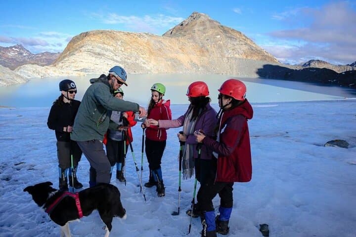 Albino's Eye Glacier Full-Day Trek from Ushuaia: Trek, Ice Walls & Emerald Lagoon photo 4