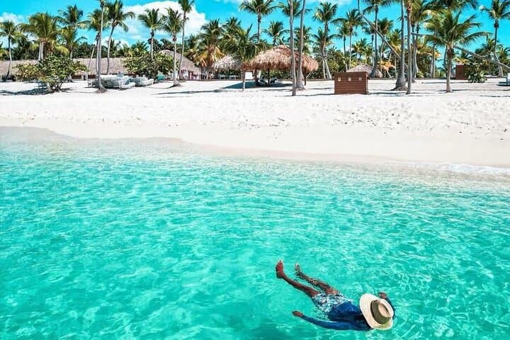 Snorkel Catalina Island from La Romana: Wall, Aquarium & Beach Lunch photo 1