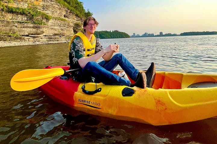 Sunset Kayak Tour on the Ottawa River: Paddle Between Ottawa & Gatineau photo 6