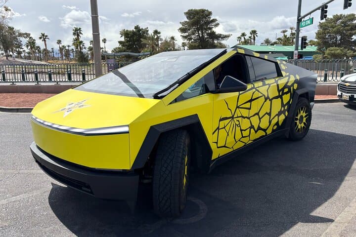 Electric Beverly Hills and Melrose AI Driving Tour — Cybertruck, Model X & Spyder photo 3
