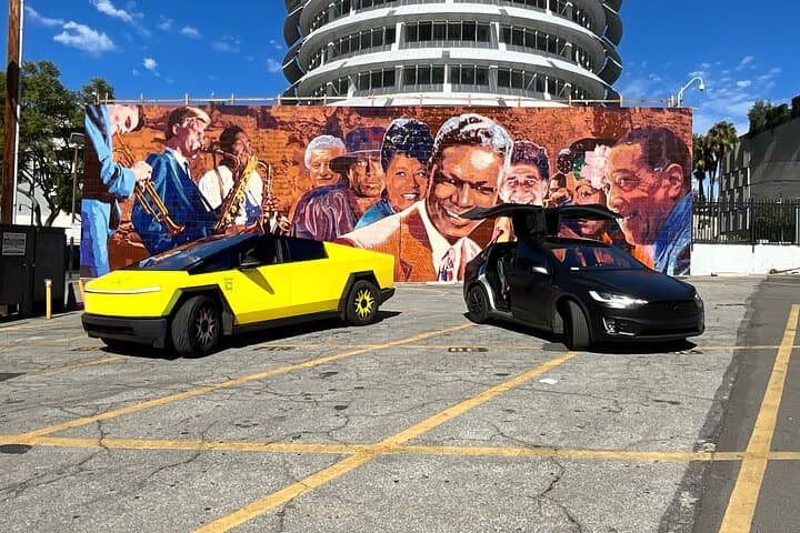 AI-Powered Hollywood Sign Driving Tour: Cybertruck, Model X & Spyder Photo Stops photo 3