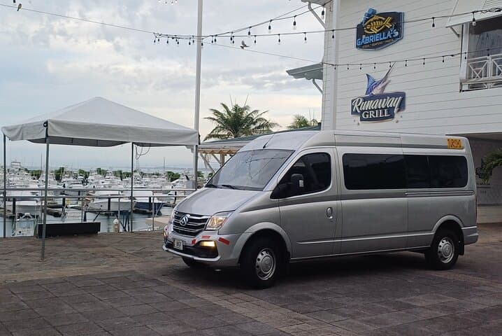 SJO Airport Transfer to Jaco Beach & Marriott Dreams — Private Shuttle with WiFi