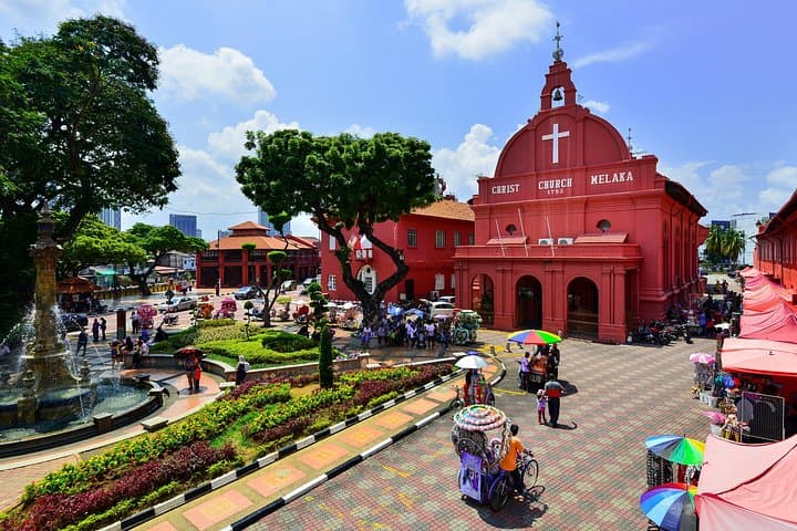 Private Day Trip to Malacca: Historic City Tour from Singapore