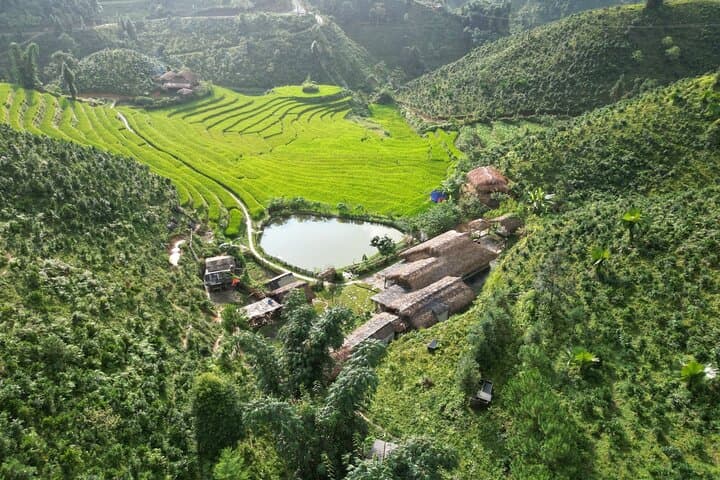 Sapa & Bac Ha Market 3-Day Cultural Trek: Rice Terraces, Hmong Villages & Sunday Market photo 3