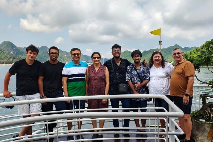 Sapphire Cruise: 2-Day Halong & Lan Ha Bay Explorer from Hanoi photo 6