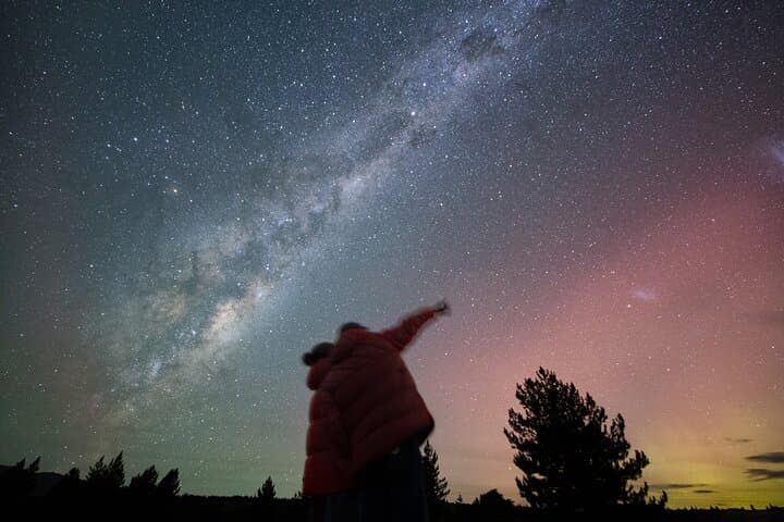 Lake Tekapo Stargazing Tour — Shared Night-Sky Session with Telescope & Marshmallows photo 2