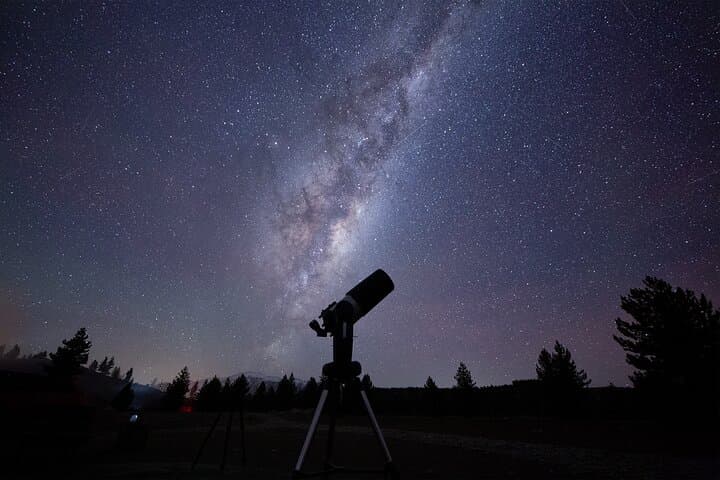 Lake Tekapo Stargazing Tour — Shared Night-Sky Session with Telescope & Marshmallows photo 5