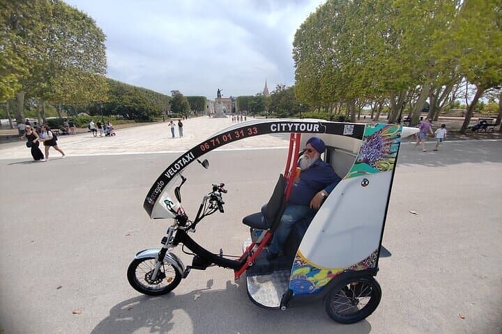 Montpellier Velotaxi: One-Hour Eco-Friendly City Tour of the Historic Center photo 2