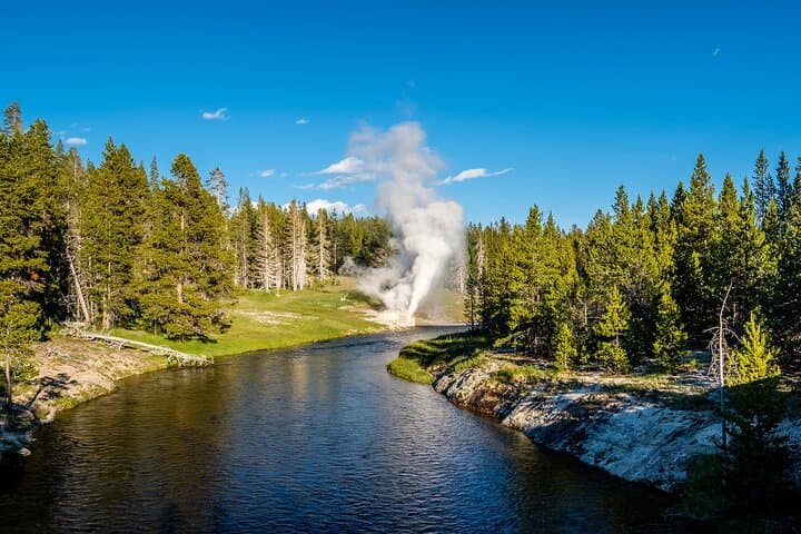 Grand Prismatic Overlook Self-Guided Audio Walk: Fairy Falls to Midway Geyser Basin photo 4