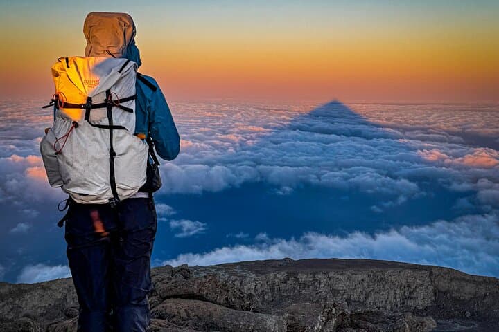 Mount Pico Night Climb: Summit Portugal’s Highest Peak for a Sunrise Like No Other photo 2
