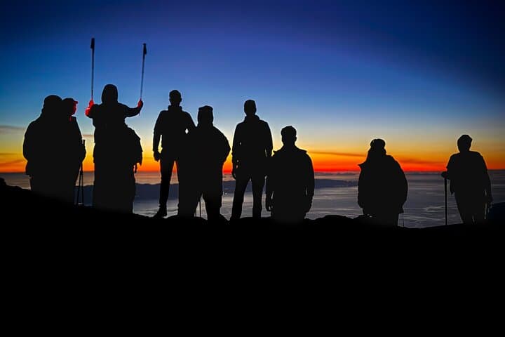 Mount Pico Night Climb: Summit Portugal’s Highest Peak for a Sunrise Like No Other photo 3