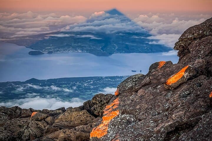 Mount Pico Night Climb: Summit Portugal’s Highest Peak for a Sunrise Like No Other photo 5