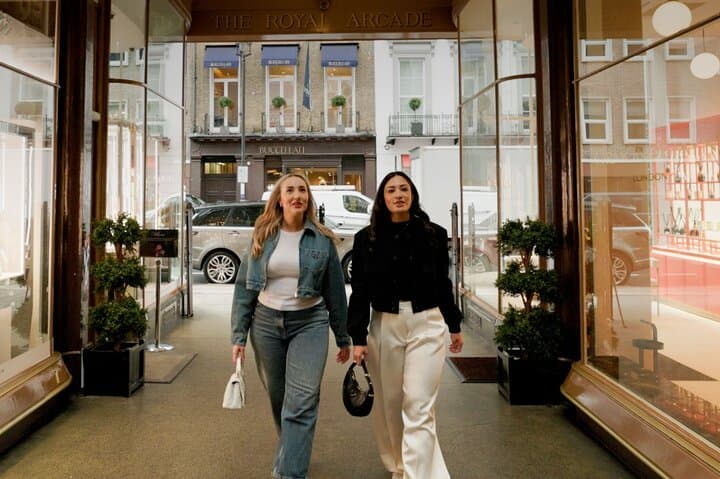 Personalised Luxury Shopping Tour in London with Expert Stylist