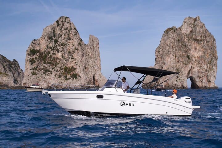 Full-Day Private 28ft Boat Tour from Sorrento Along the Amalfi Coast photo 2