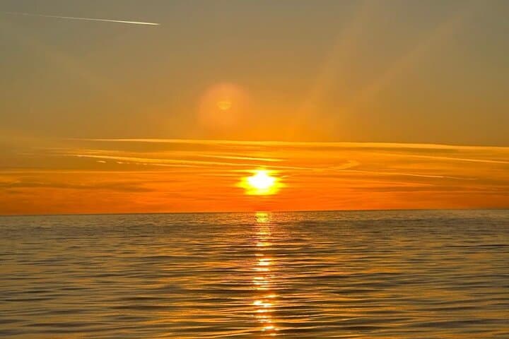 Cavtat Sunset Escape: Romantic Cruise with Unlimited Drinks photo 5