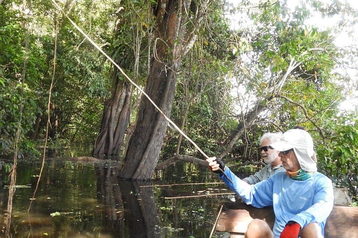 Flor de Loto Nature Reserve Day Tour — Victoria Regia & Amazon Wildlife photo 4