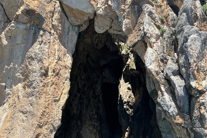 Himare Coastal Caves & Snorkel Stops: Boat Tour to Pirate's Cave and Grama Bay photo 4