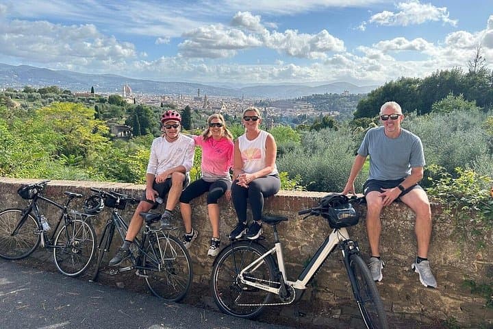 2-Day E-Bike Tuscany Tour: Chianti Classico Wineries & Farmstay from Florence photo 3