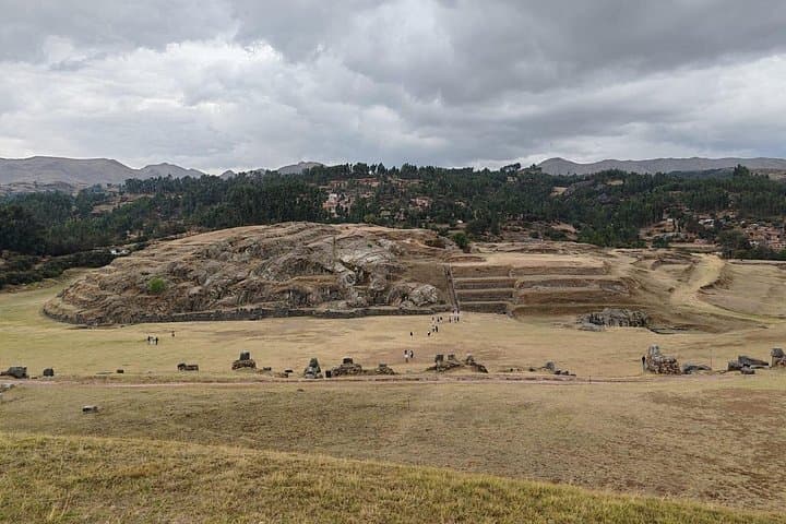 Cusco Half-Day Archaeological Circuit: Sacsayhuamán, Qenqo, Puca Pucara & Tambomachay photo 3