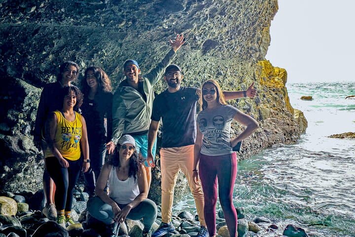 Dana Point Half-Day Kayak and Coastal Cave Hike photo 4