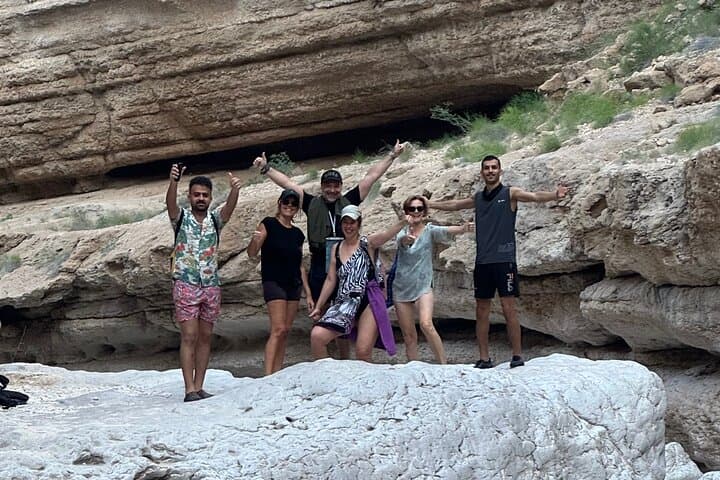 Wadi Shab & Sinkhole: Full-Day Guided Hike and Swim from Muscat photo 6