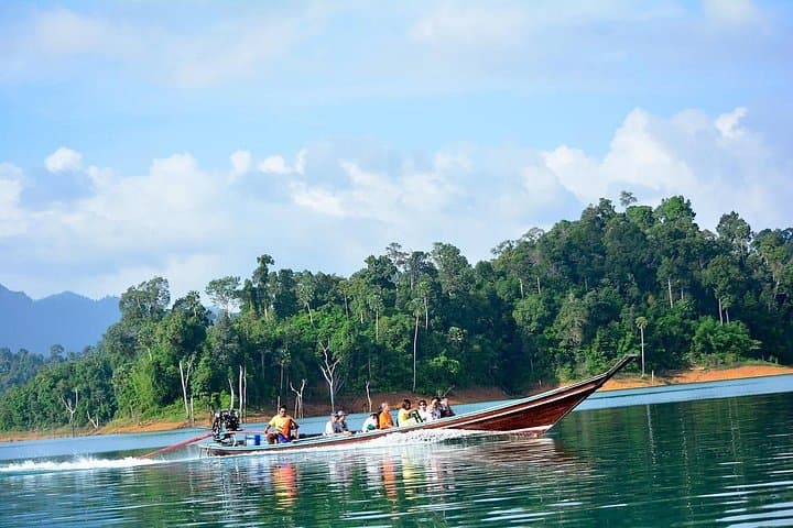 Khao Sok Lake Tour: Chiew Lan Lake, Diamond Cave & Rainforest Day Trip photo 5