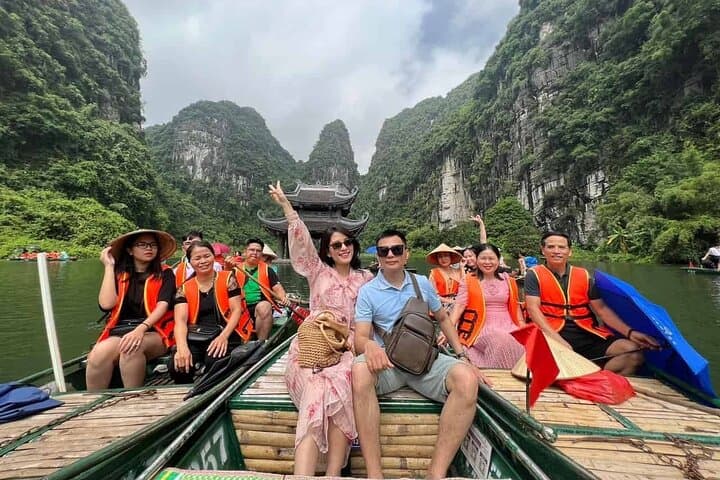 Ninh Binh Day Tour: Bai Dinh, Trang An Boat Ride & Mua Cave Views photo 2