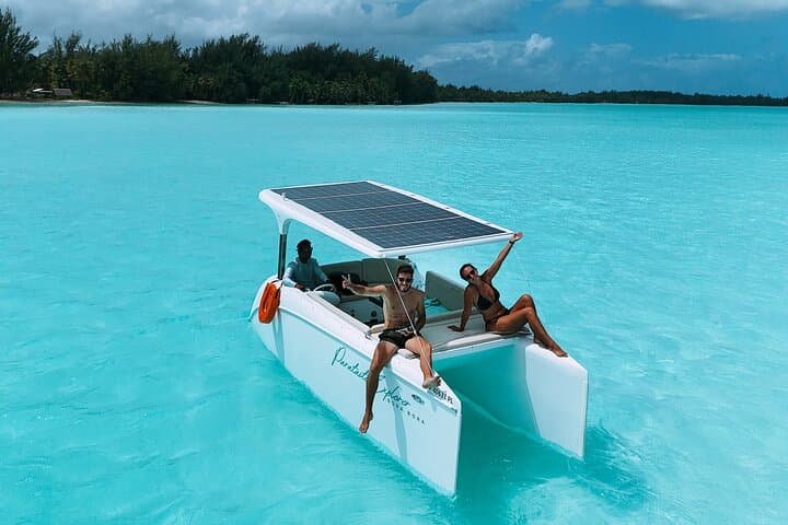 Full-Day Solar Catamaran in Bora Bora: Lagoon Snorkel, Rays & Sandbank Escape