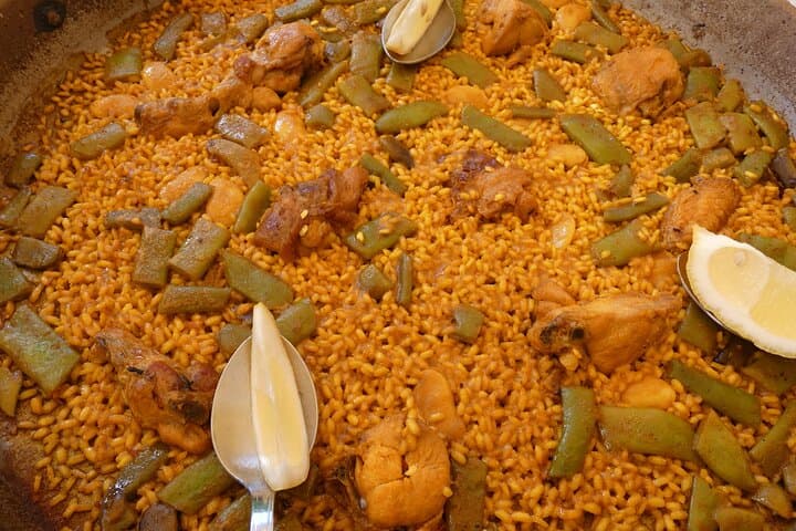 Port Saplaya and Albufera Day Trip from Valencia: Boat Ride, Dunes & Authentic Paella photo 3