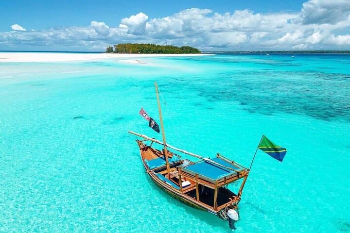 Mnemba Island Dolphin & Snorkel Day Trip from Nungwi