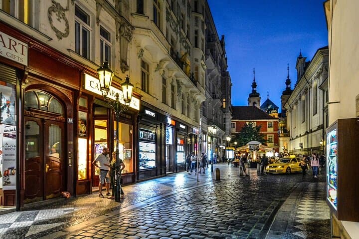 Private Personalized Prague Night Walking Tour with Local Guide photo 2