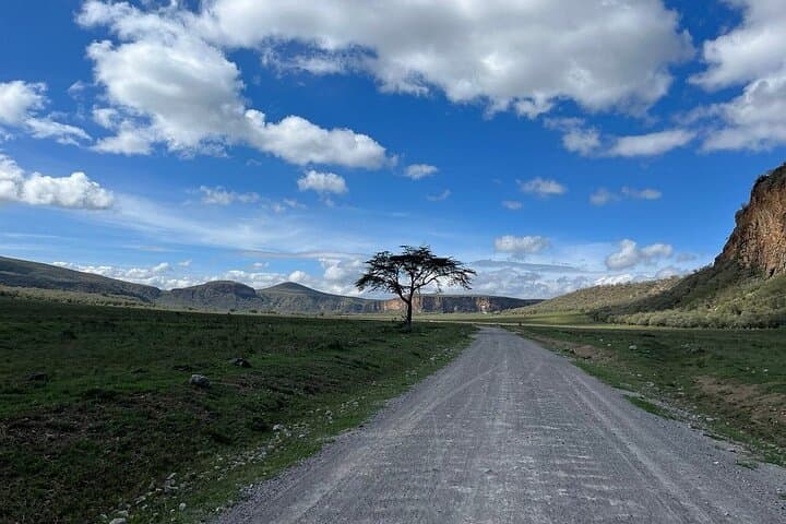 Hells Gate & Lake Naivasha Day Trip: Gorge Hike, Boat Ride & Geothermal Spa Option photo 4