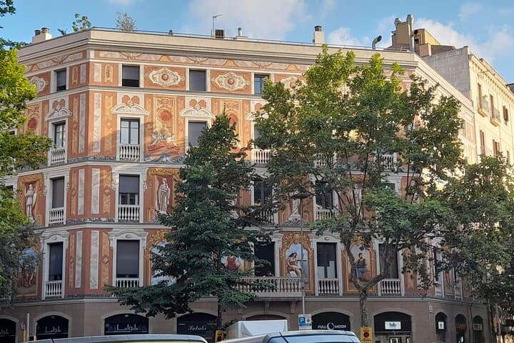 Explore Barcelona Like a Local: Private Customizable Walking Tour photo 2