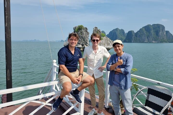 Discover Halong in 4 Hours: Cruise, Kayak, Explore Hidden Cave photo 2
