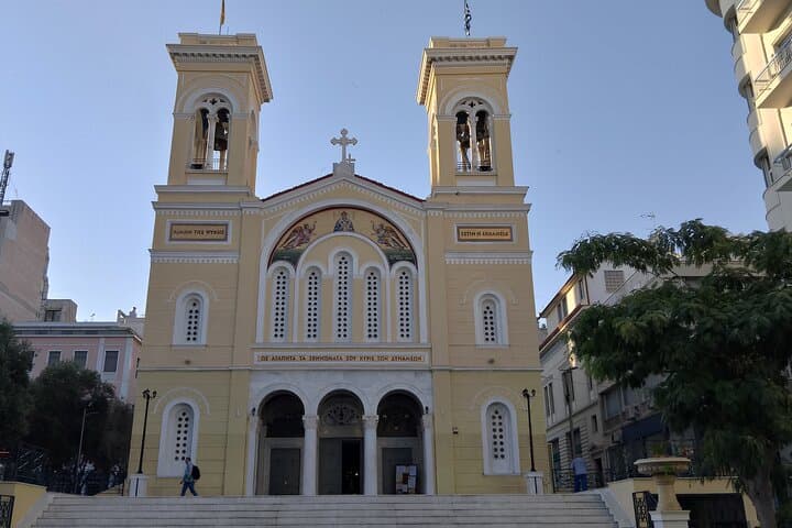 Piraeus Refugees Tour — Asia Minor Catastrophe Walking Experience & Tavern Lunch photo 4