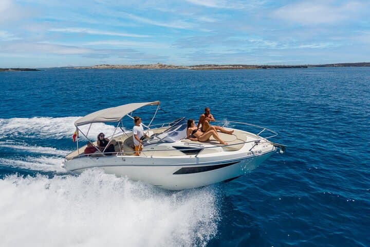 8-Hour Private Cranchi E30 Charter to Formentera from Ibiza