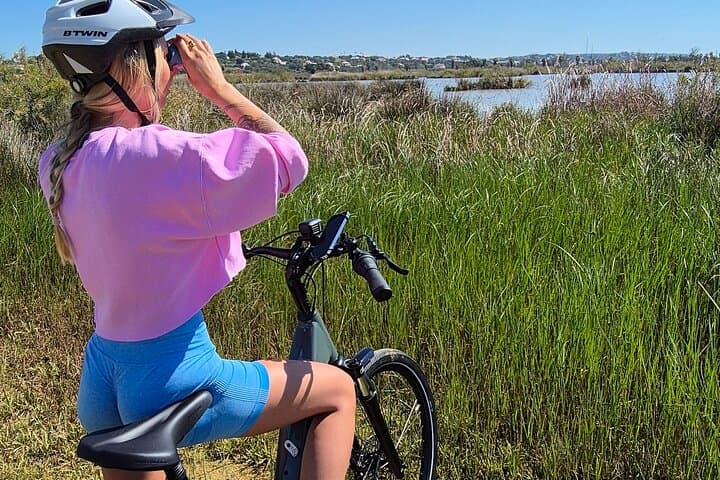 Coastal E-Bike Tour: Gale Beach to Cliffside Chapel — Salgados Birdwatching & Fisherman’s Village photo 2