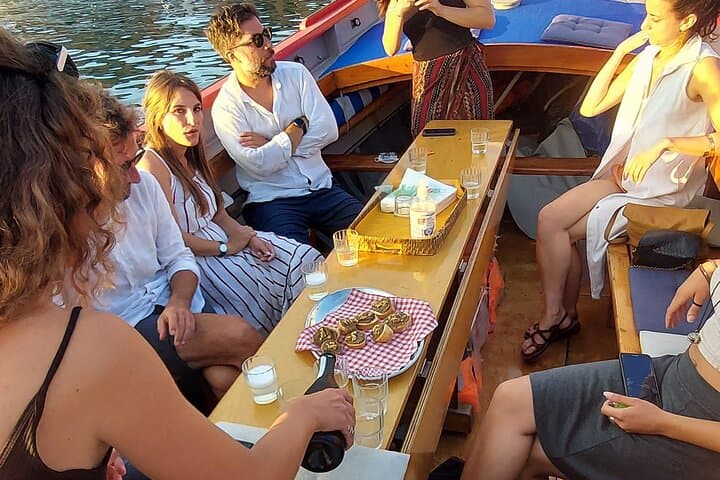 Venice Sunset Bragozzo Ride with Prosecco and Cicchetti photo 2