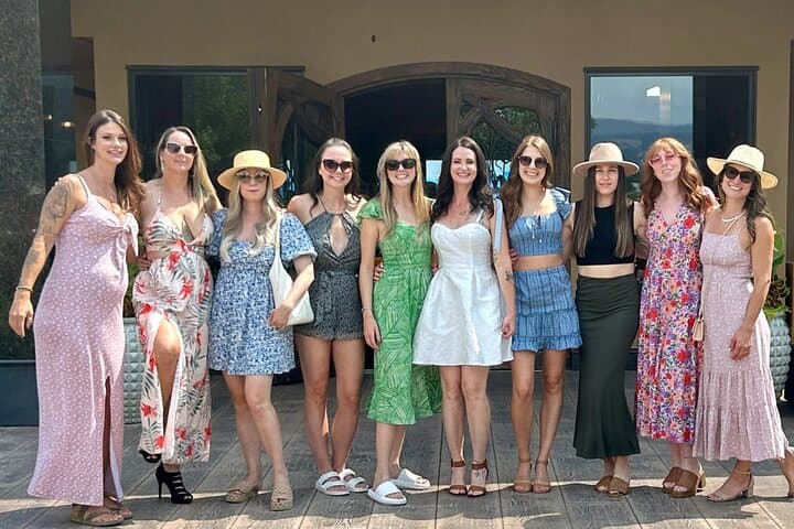 Half-Day West Kelowna Sip Tour: Okanagan Wine Tasting & Vineyard Visits