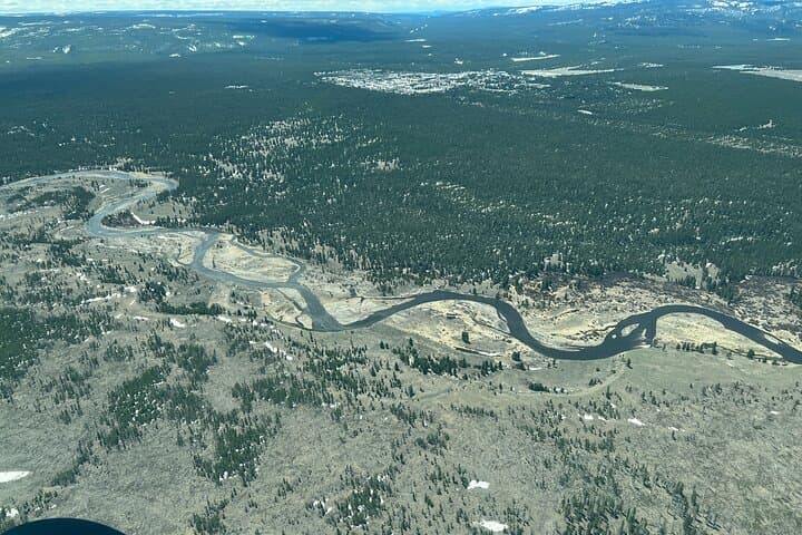 Continental Divide Aerial Tour from West Yellowstone — 45-Minute Scenic Flight photo 5