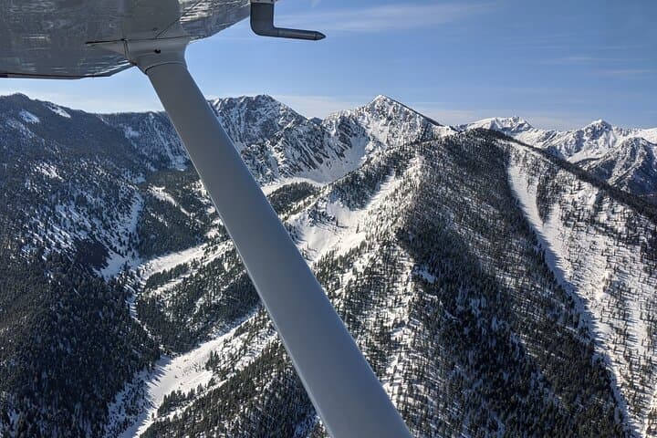 45-Minute Scenic Flight Over West Yellowstone's Rugged Mountains photo 5