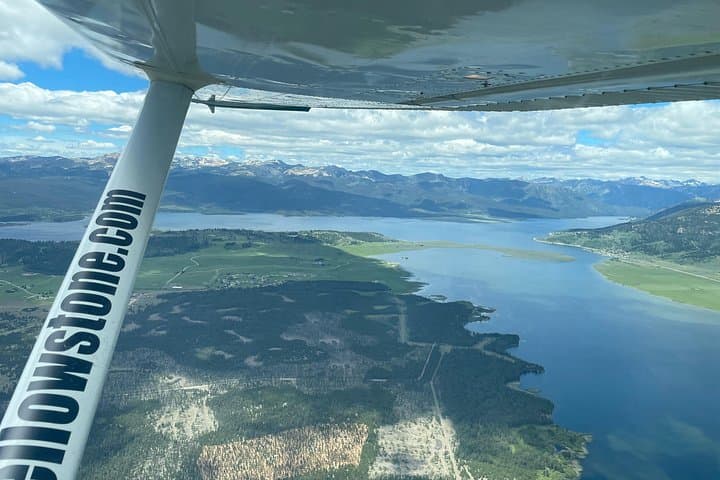 Yellowstone Seismic Scenic Flight: 30-Min Aerial Tour from West Yellowstone photo 4