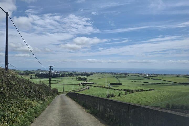 Jeep Tour of Sete Cidades Volcano Crater and Twin Lakes (Azores) photo 2