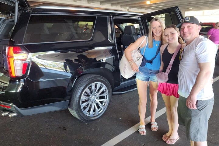Luxury Transfer from Fort Lauderdale Airport to Miami Cruise Port — Private SUV Chauffeur photo 2