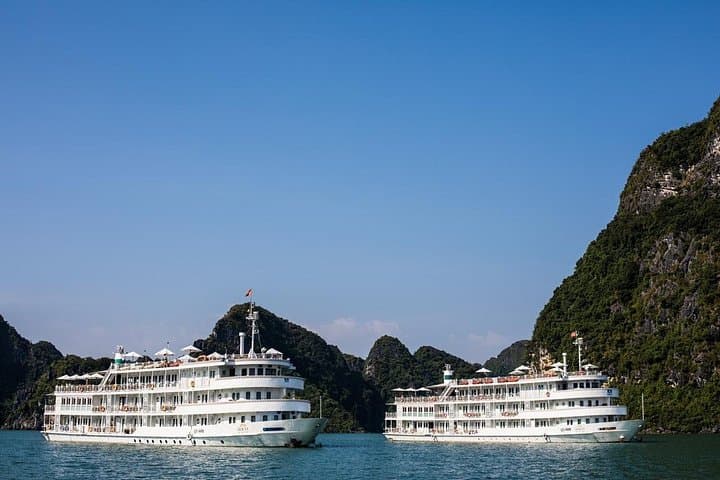 6-Star Luxury 3D/2N Cruise: Halong Bay, Lan Ha & Cat Ba Adventure photo 3