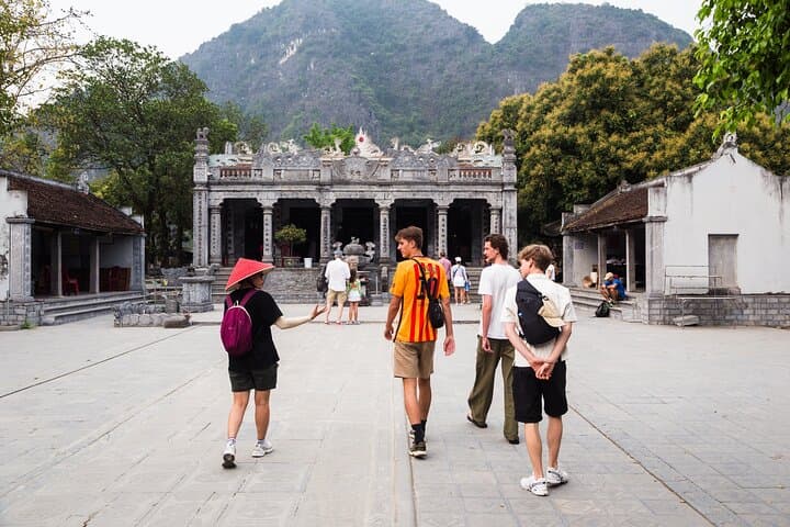 Ninh Binh E‑Bike Tour: Secret Tam Coc Countryside & Village Homestay photo 6