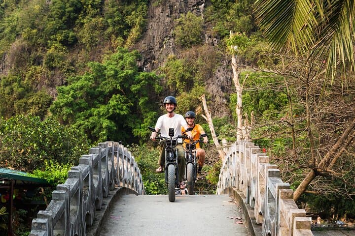 Ninh Binh E‑Bike Tour: Secret Tam Coc Countryside & Village Homestay photo 3