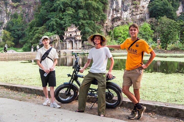 Half-Day Ninh Binh E-Bike Tour: Tam Coc, Mua Cave & Bich Dong photo 2