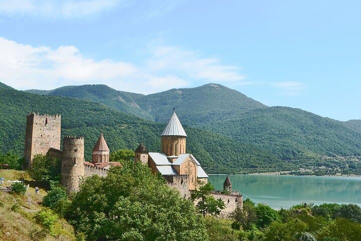 Caucasus Day Trip from Tbilisi: Kazbegi, Gergeti Trinity & Gudauri Views photo 2